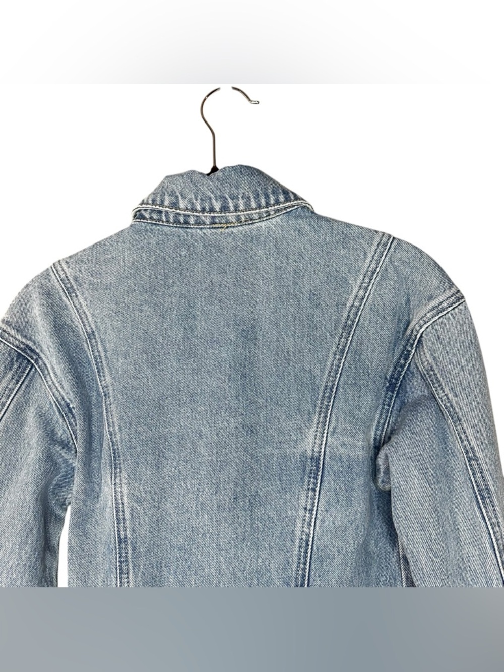 Meshki Light Wash Denim Jacket XS Fitted Button Front 100% Cotton - Picture 3 of 15
